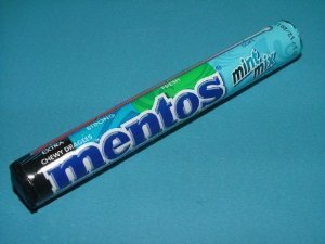 1 Roll Of Mentos Chewy Dragees Candy – Mint Mix Flavour Made In Thailand logo