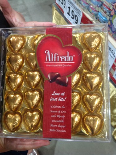 Alfredo Heart-shaped Milk Chocolate Valentine’s Day Gifts 200g logo