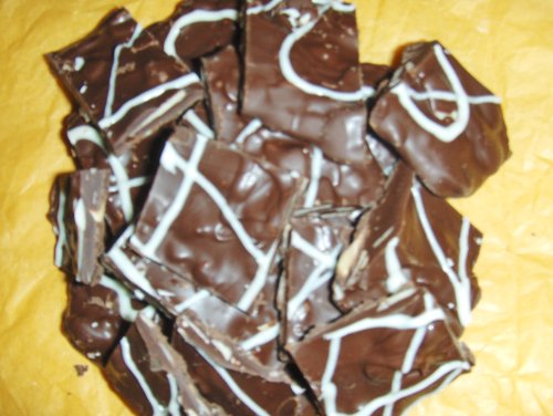 Chocolate Peanut Butter Almond Bark Sampler (dark, Milk, White) – 24 Oz logo