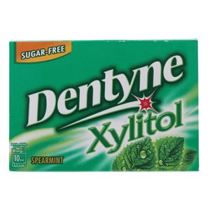 Dentyne Gum Xylitol Spearmint 12.6g. Pack of 5 logo