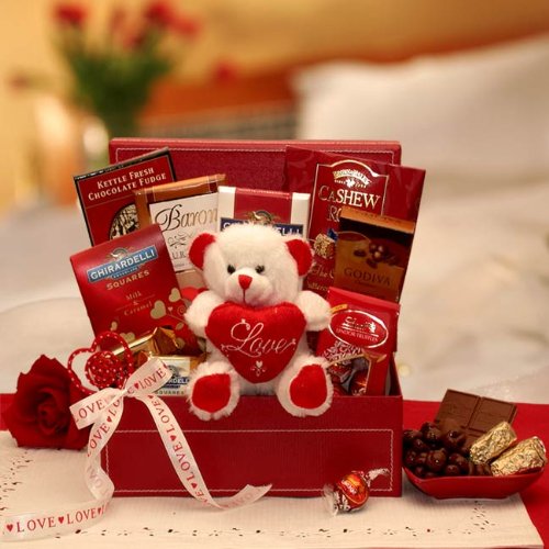 Gift Basket Drop Shipping 8161572 Be My Love Chocolate Valentines Gift Set logo