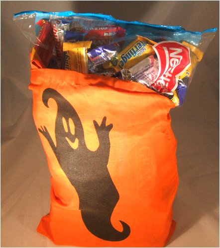 Happy Halloween Nestle Fun Size Chocolates Halloween Trick Or Treat Gift Bag 110 Pieces logo