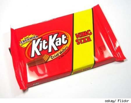 Kit Kat, King Size, 4.5oz Bar (Pack of 12) logo