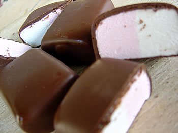 La Nouba Marshmallows Sugar/gluten Free Sugarfree Chocolate Covered Marshmallow 2.1 Oz (Pack of 6) logo