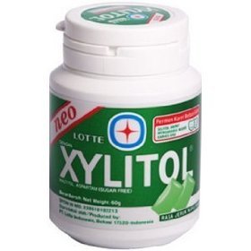 Lotte Xylitol Sugar Free Chewing Gum Lime Mint 61g. logo