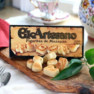 Mazapan Rich Almond Cream Figurines logo