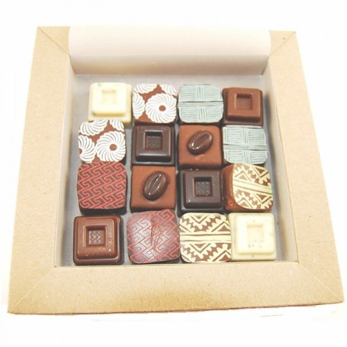 Medium Box Of Bonbons (16 Units) (organic) logo