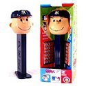 New York Yankees – Charlie Brown Giant Pez logo