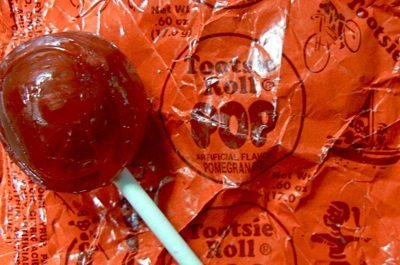 Pomegranate Tootsie Pops 30 Pops logo