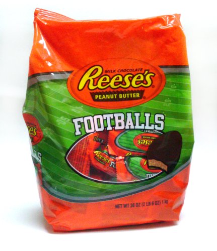 Reese’s Milk Chocolate Peanut Butter Footballs 38oz Bag logo