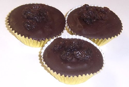 Scott’s Cakes Dark Chocolate Raisin Clusters In A Decorative Box logo