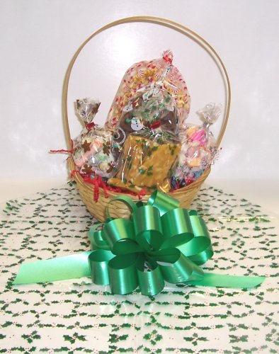 Scott’s Cakes Small Beach Lovers Christmas Basket With Handle Holly Wrapping logo