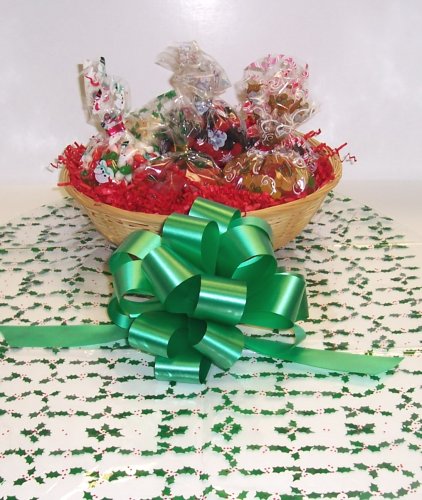 Scott’s Cakes Small Candy Lovers Christmas Basket No Handle Holly Wrapping logo