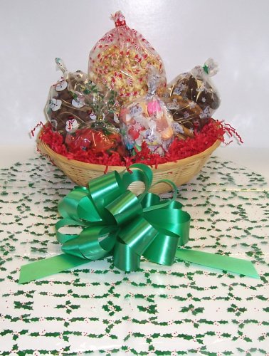 Scott’s Cakes Small Christmas Day Treat Christmas Basket No Handle Holly Wrapping logo