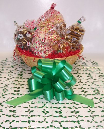 Scott’s Cakes Small Frosty’s Festive Christmas Basket No Handle Holly Wrapping logo