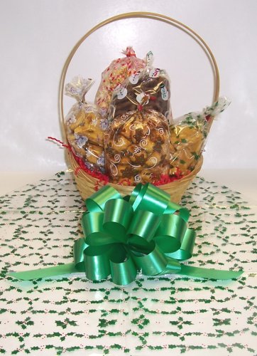 Scott’s Cakes Small Peanut and Pretzel Lovers Christmas Basket With Handle Holly Wrapping logo