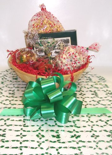 Scott’s Cakes Small Seasons Greetings Christmas Basket No Handle Holly Wrapping logo