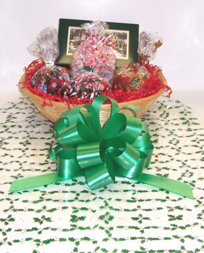 Scott’s Cakes Small Yule Time Christmas Basket No Handle Holly Wrapping logo