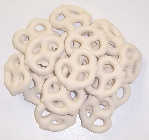 Scott’s Cakes Yogurt Covered Pretzels In A Decorative Can logo