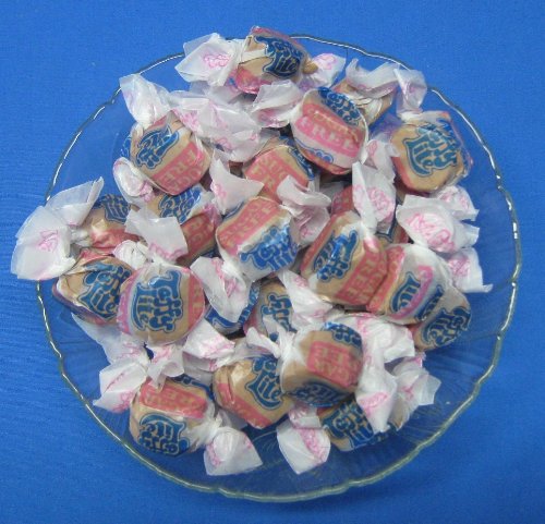 Taffy Town Taffy Lite Sugar Free Chocolate Flavored Taffy 5 Pound logo