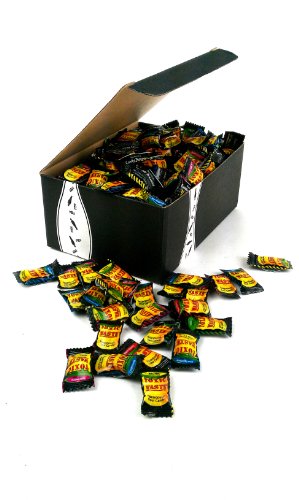 Toxic Waste Assorted Sour Candy, 1 Lb In A Gift Box logo