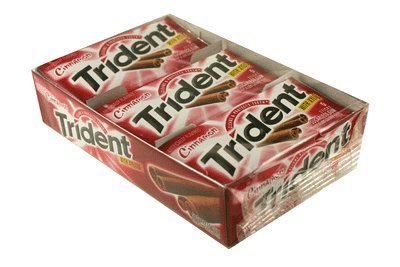 Trident Cinnamon Flavor Chewing Gum With Xylitol 12/ 18 Stick Paks Sugarless Gum logo